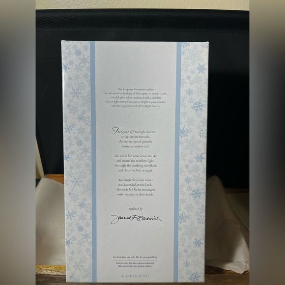 “Queen Aurora” Hallmark Keepsake Tree-topper - Picture 2 of 2